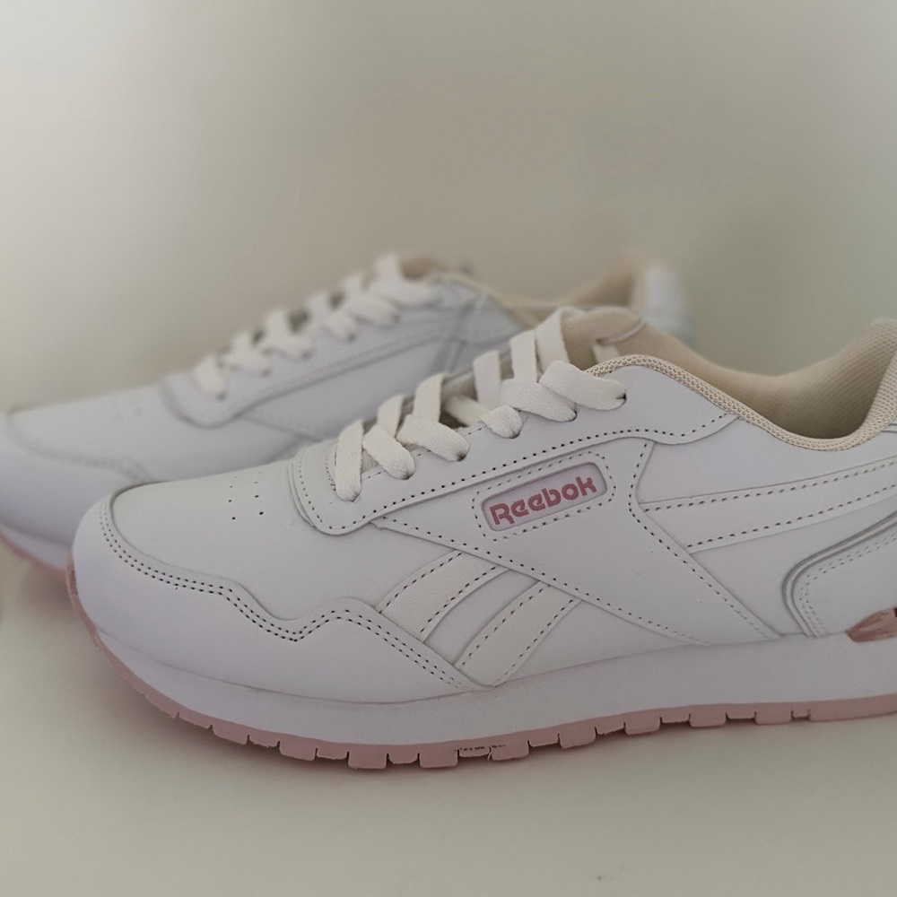Reebok Women's White and Pink Sneakers